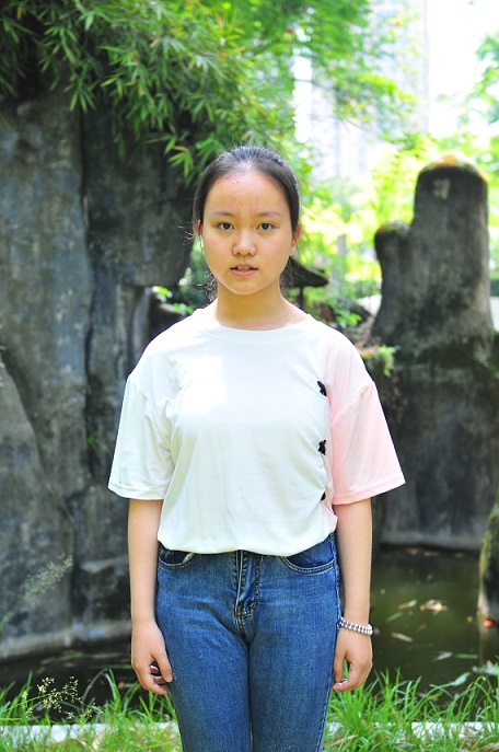 1551075961690100.jpg 文艺之星 郭雯君 高一(4).jpg