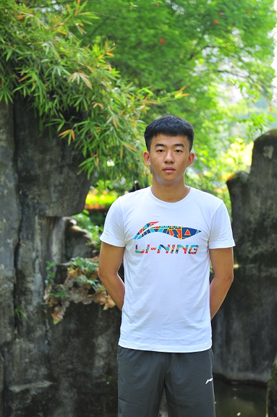 1551084642760242.jpg 体育之星 刘云凯 高二(5).jpg