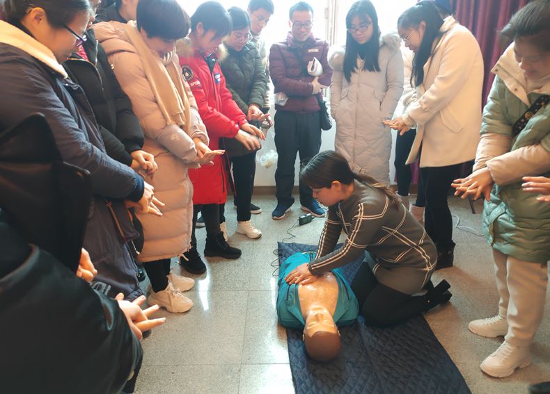 1608641195115234.jpg 心肺是、复苏.jpg