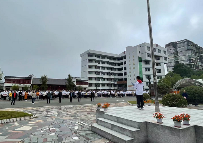 1667792576952723.png 2.png