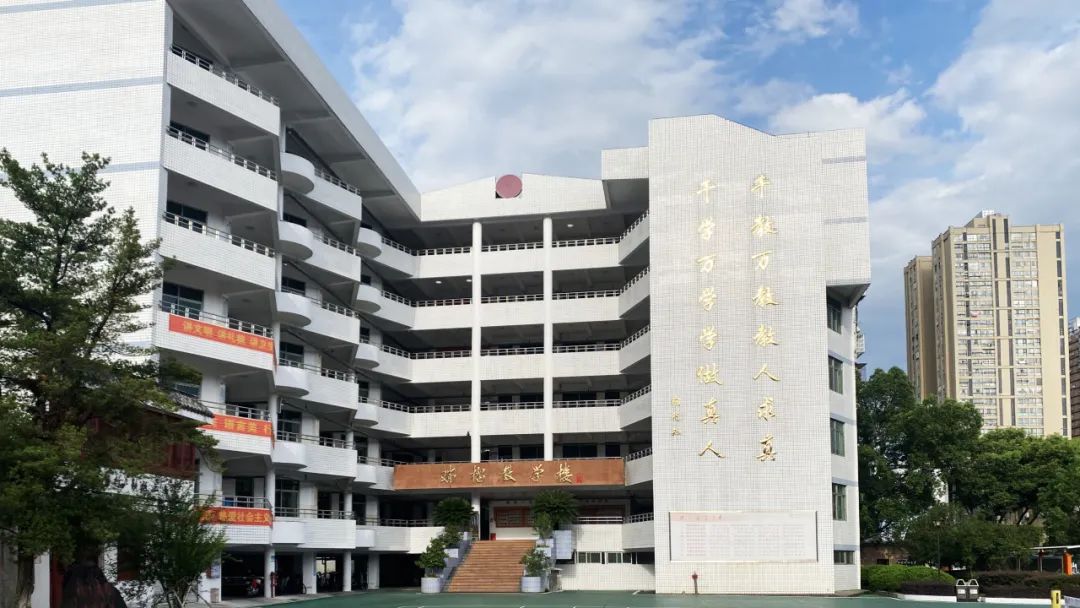 1691573194814677.jpg 640 (13).jpg