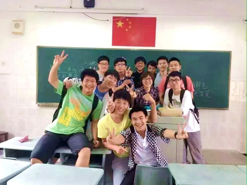 1703042418107351.jpg 0894809be877f51a2770068ea3fecc09.jpg