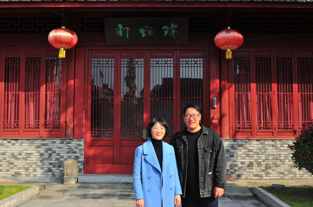 1703042779661699.jpg 9c58bb0318095cf75ca1b55368bc5805.jpg