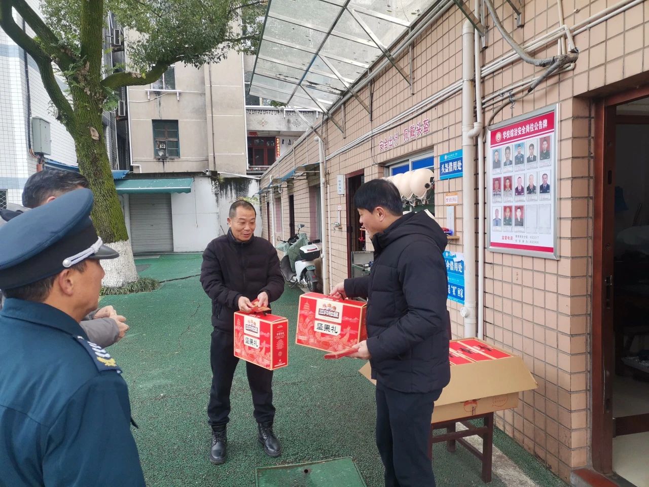 1708675640819282.jpg 9e2b756abf52439a128ff190a0271e58.jpg