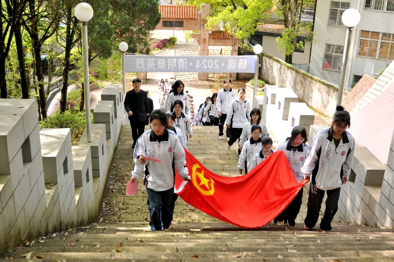 1712905507512766.jpg 1a8860fe1d0c2ad9b668907e59844f43.jpg