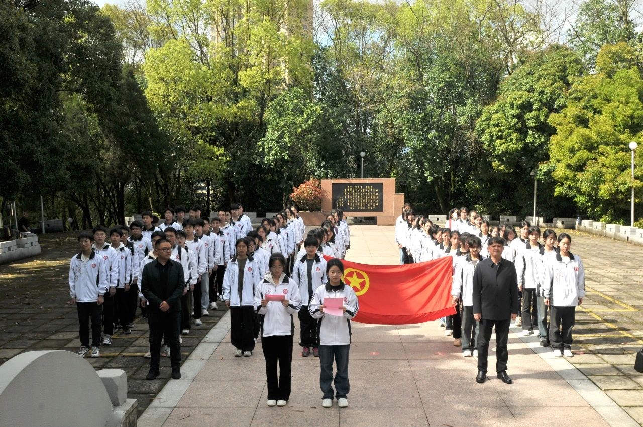 1712905552889423.jpg 6340b258889d13f98d02b6cecd3a8f58.jpg