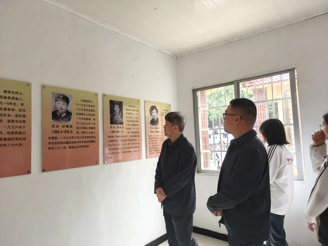 1712905703130980.jpg ca191db743e86fc554f54d5fe8f4b52e.jpg