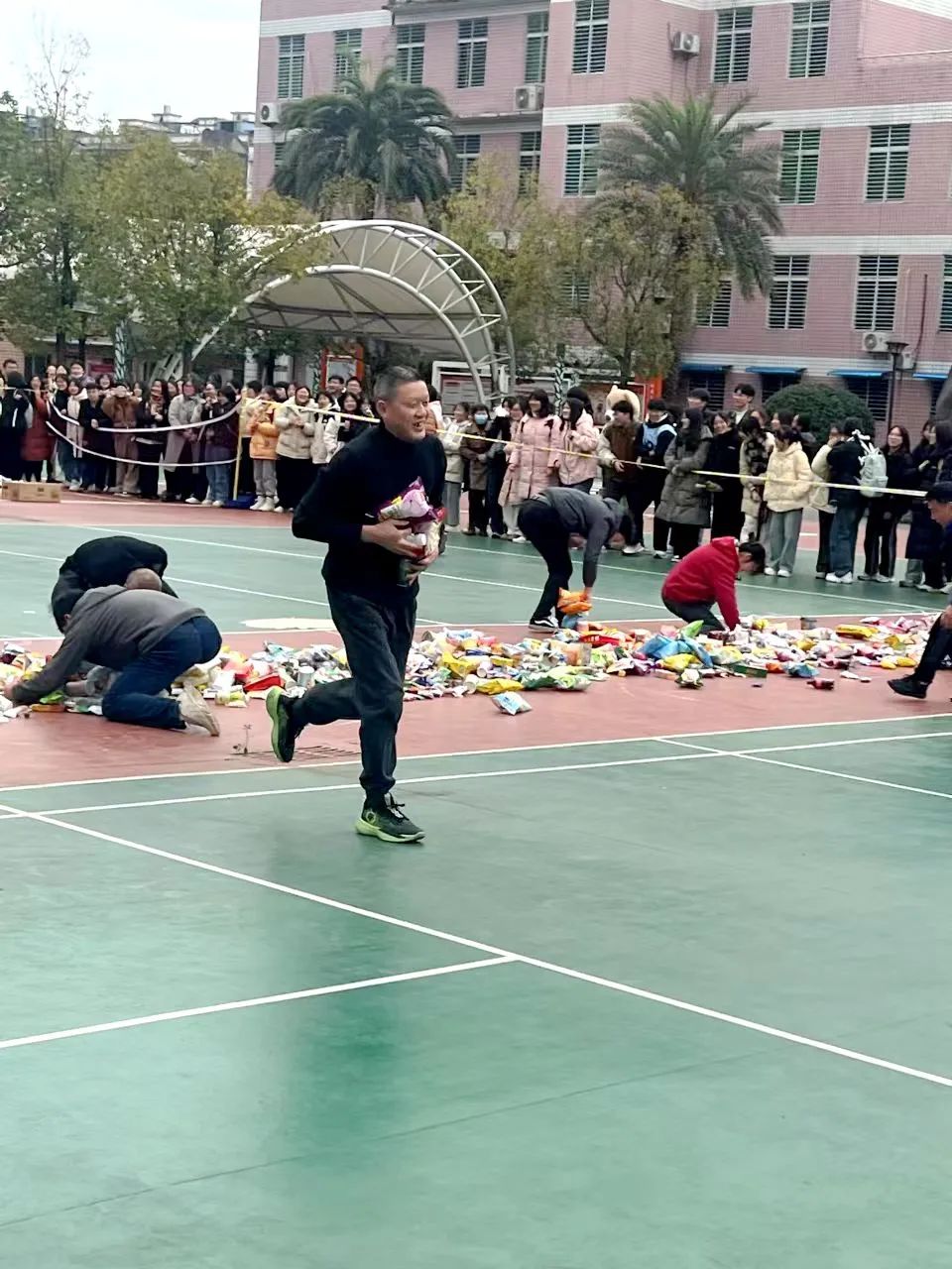 1712911569136806.jpg 09ccccaf78de552b918693e063c9acc2.jpg