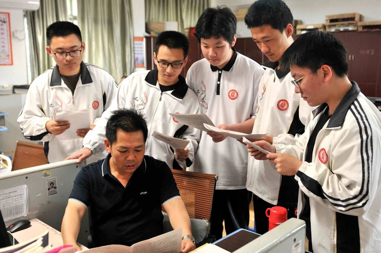 1714117207121117.jpg ad84acfd627f4a848d36f4cd0388e511.jpg