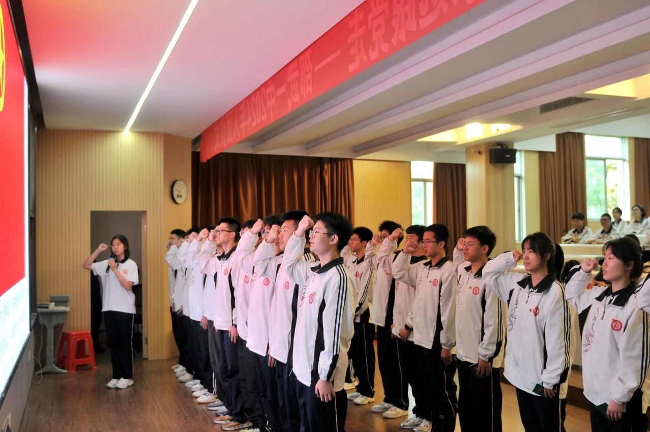 1717663220936500.jpg bedcc2f8166add1bc31ce693472332aa.jpg