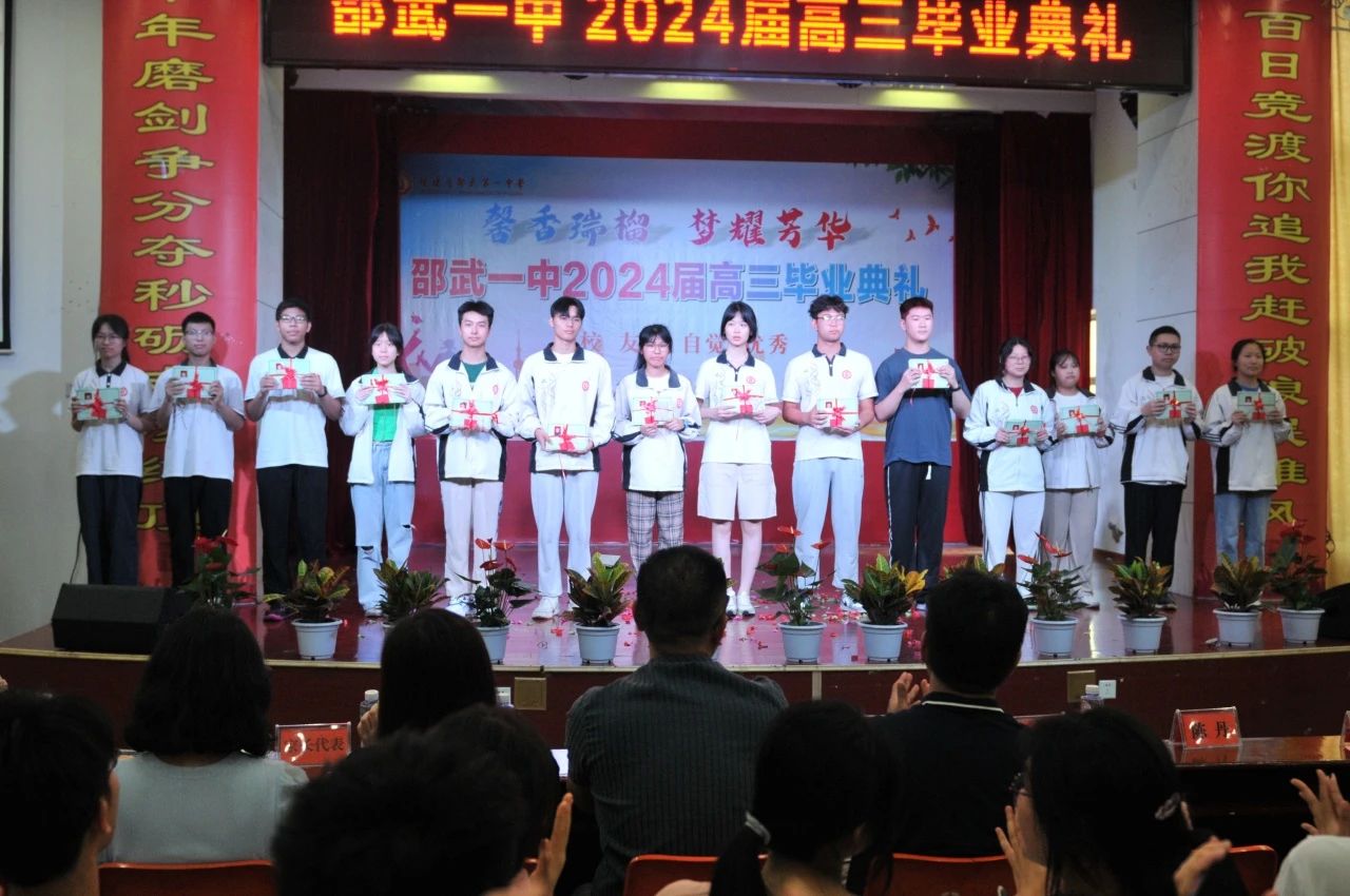 1720577236489099.jpg df61afa66592b9a7fb12b5a0534bb1ed.jpg