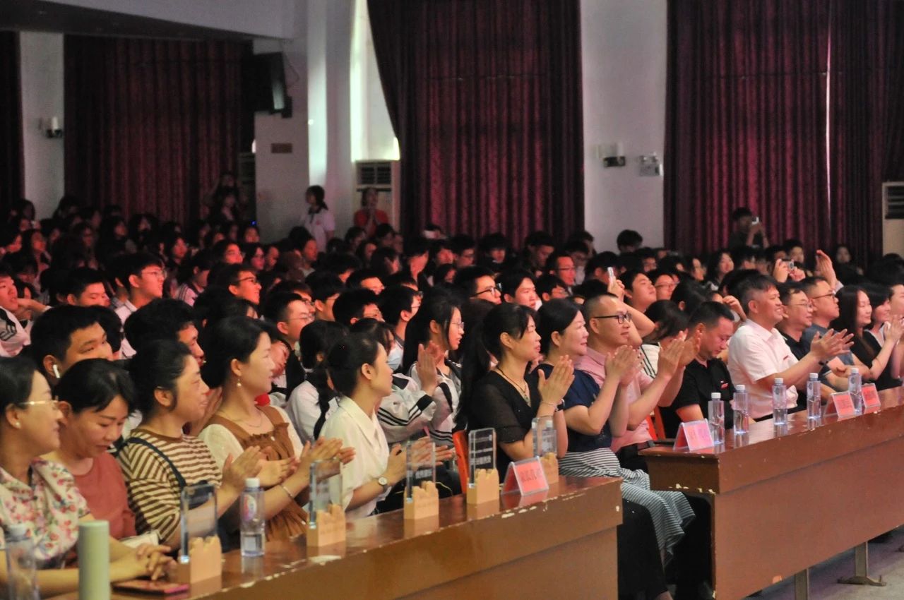 1720577303705290.jpg bce2cfa72ede1faab6bdaacc85d48ff5.jpg