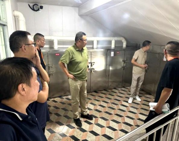 1728357183631448.jpg 8aaa15c92e4bf1e1f51bd0a0092feeaa.jpg