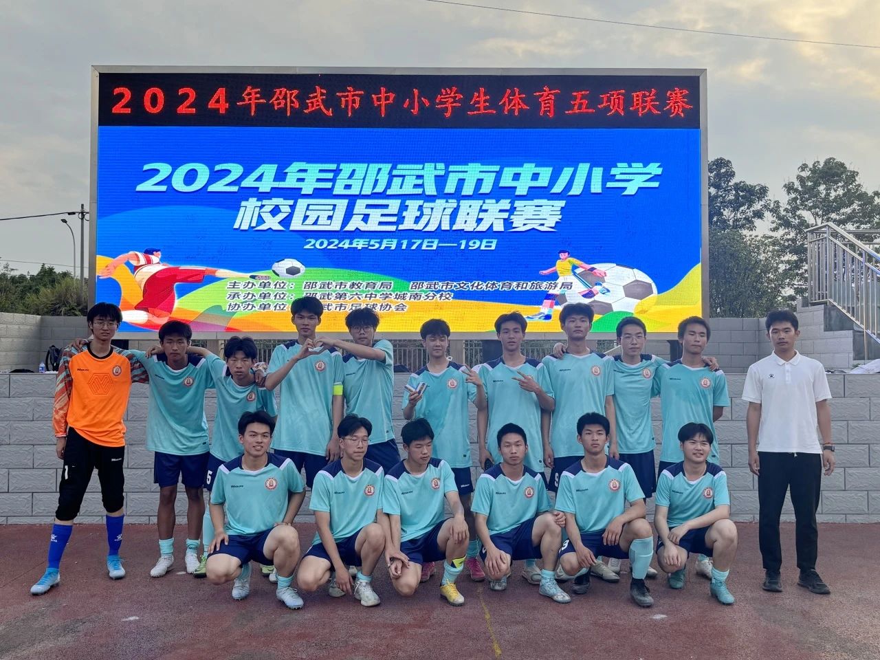 1728458175517586.jpg bbbf0fb3c08d1e1f3bdd59e35907171e.jpg