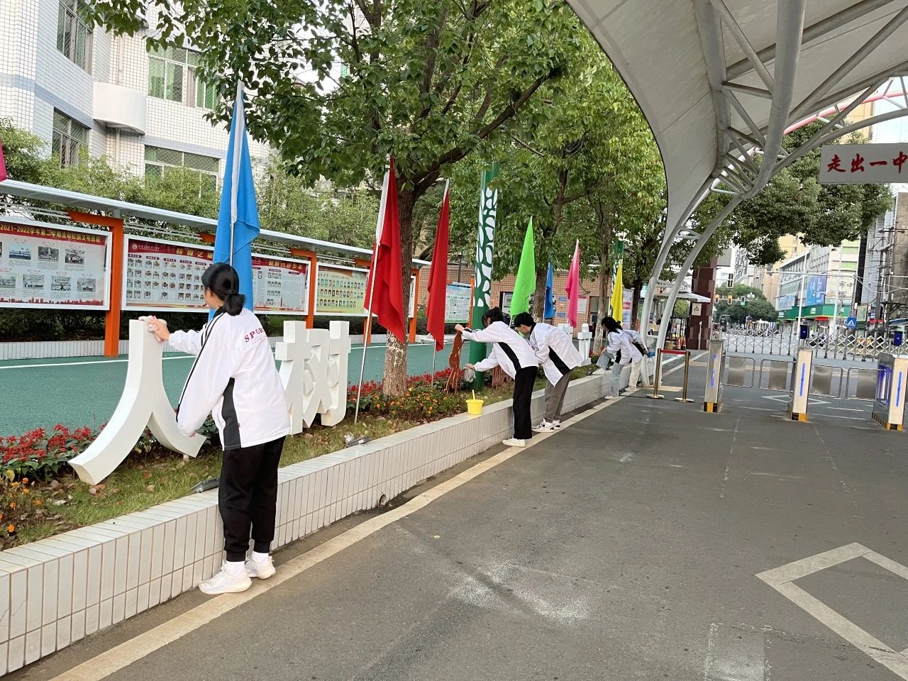 1728458728685281.jpg e7174d54fe03a0b037637f3c13b7867f.jpg