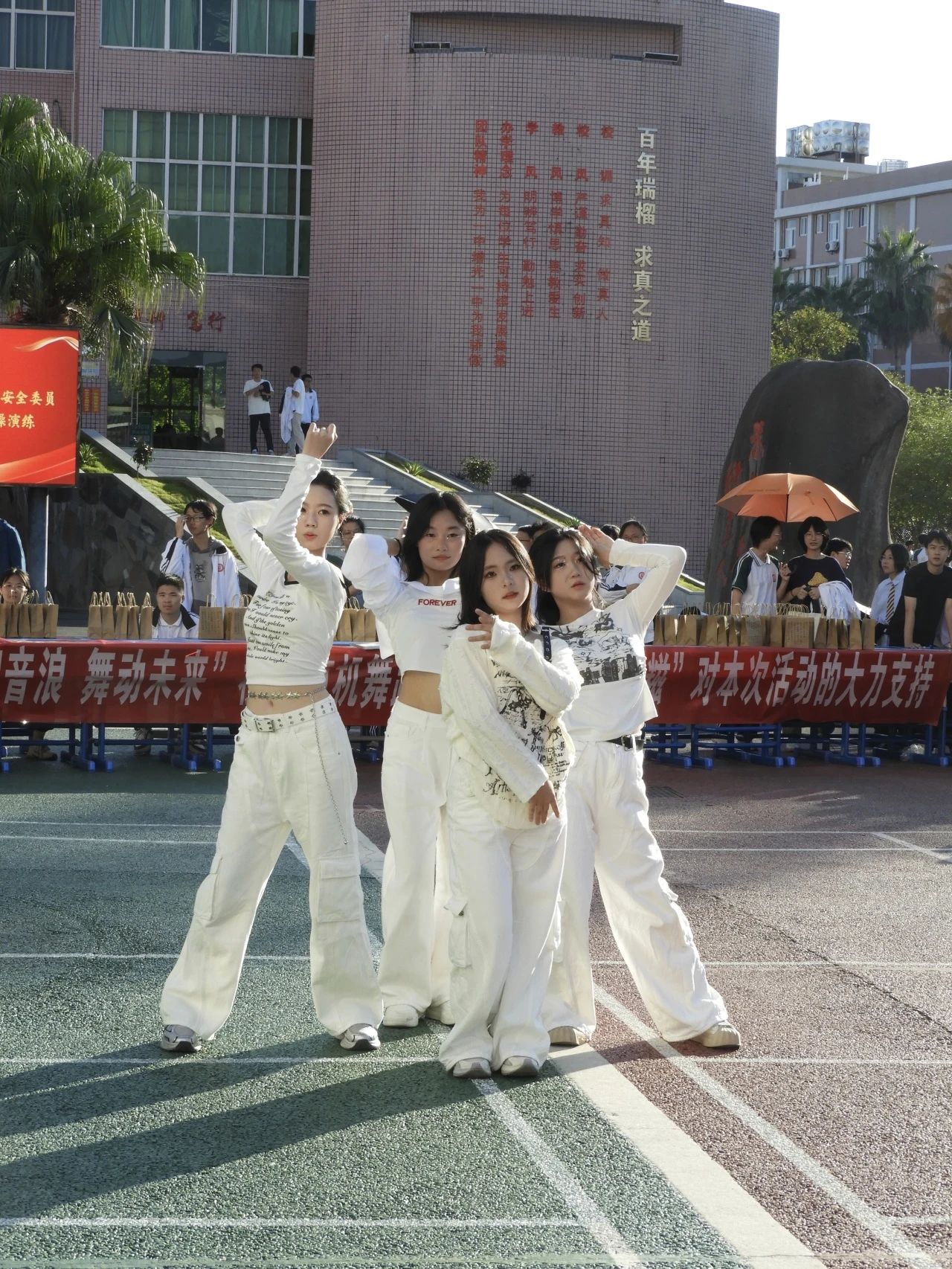 1741854111465905.jpg 42.jpg