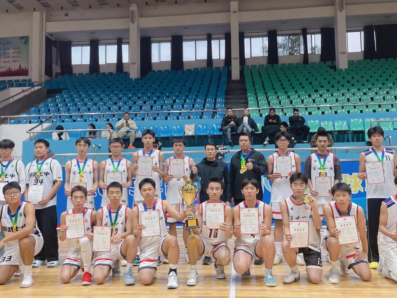 1765327576800219.jpg 微信图片_2025-12-10_084535_274.jpg